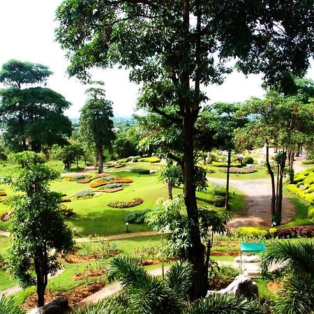 Arayana Phupimarn Resort & Spa Pakchong Bagian luar foto