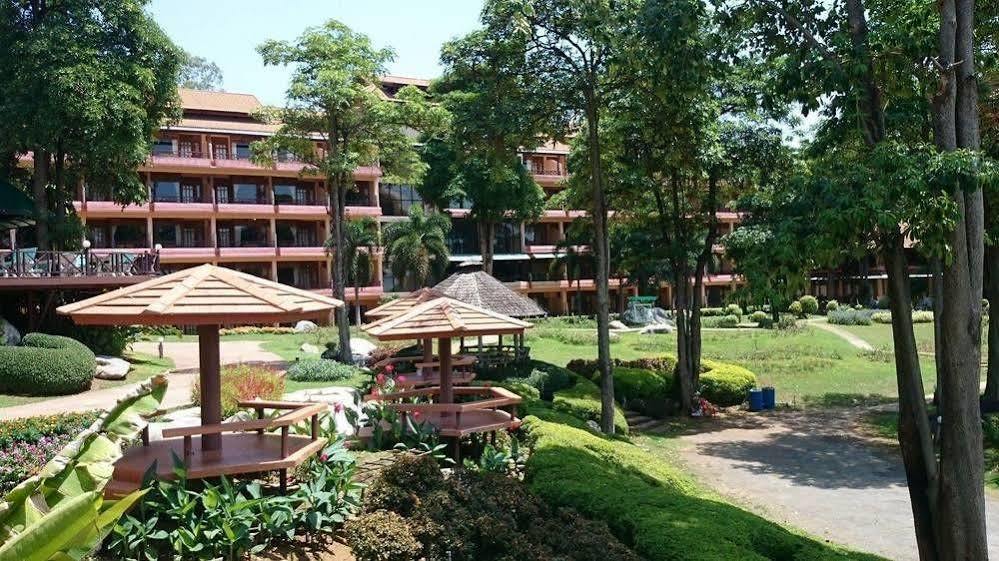 Arayana Phupimarn Resort & Spa Pakchong Bagian luar foto